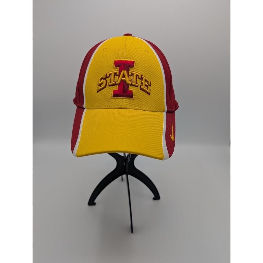 Iowa State Hat Cap Cyclone Nation Nike Team Fan Red Fitted One‎ Size